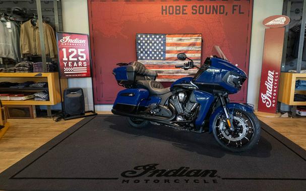 2025 Indian Pursuit Dark Horse Springfield Blue Vivid Crystal / Black Vivid