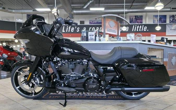 2025 Harley-Davidson® FLTRX - Road Glide®