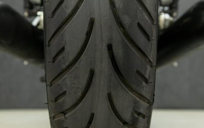 2025 TRIUMPH BONNEVILLE T120 BLACK W/ABS