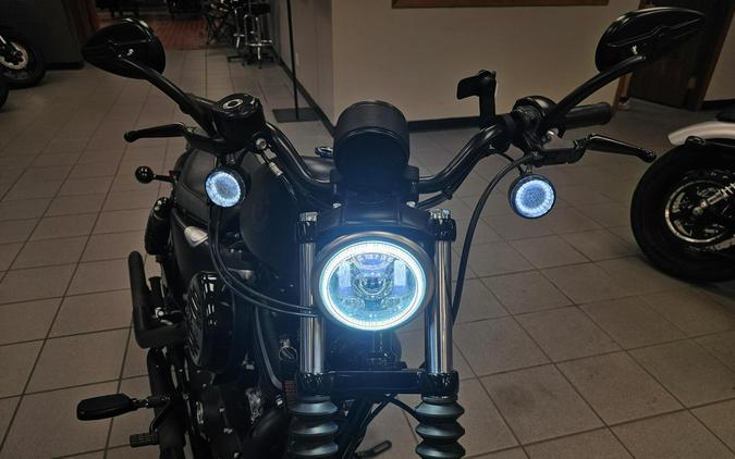XL 883N 2019 Iron 883™