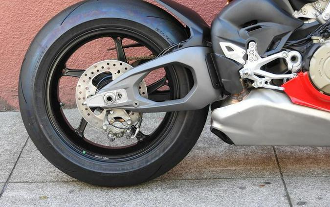 2025 Ducati Panigale V4 S Ducati Red