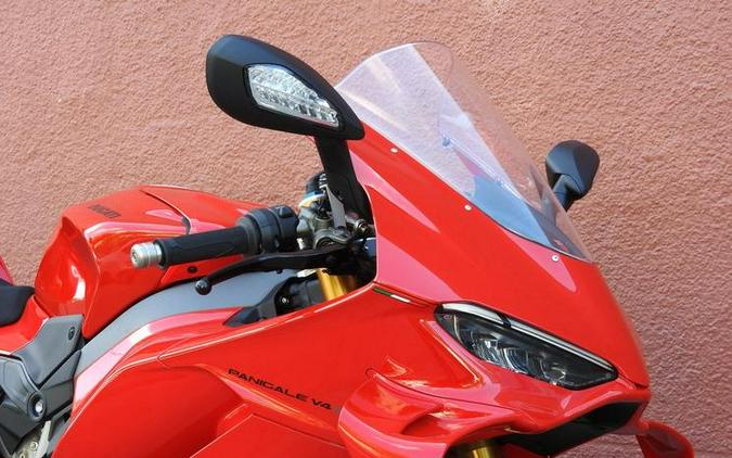 2025 Ducati Panigale V4 S Ducati Red