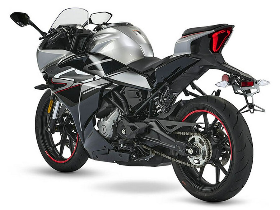 2023 CFMOTO 300SS