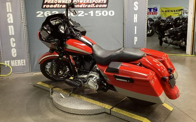 2010 Harley-Davidson® FLTRX - Road Glide® Custom