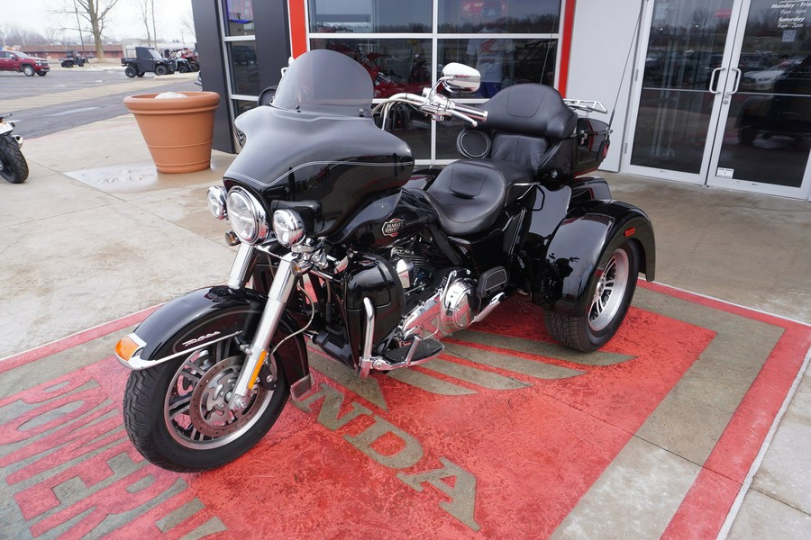 2013 Harley-Davidson® TRI GLIDE ULTRA CLAS