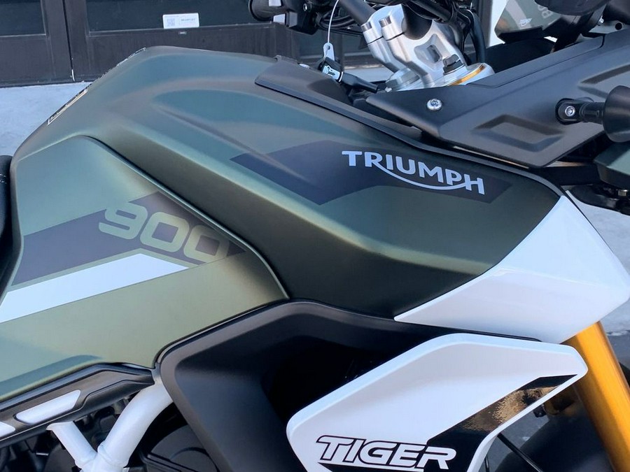 2023 Triumph Tiger 900 Rally Matt Khaki Green