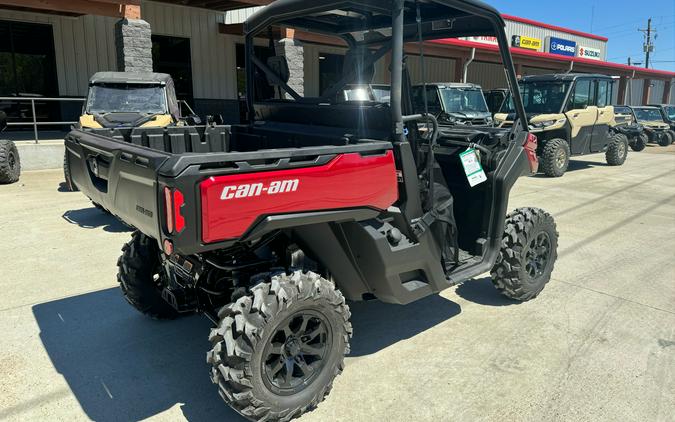 2024 Can-Am Defender XT HD10