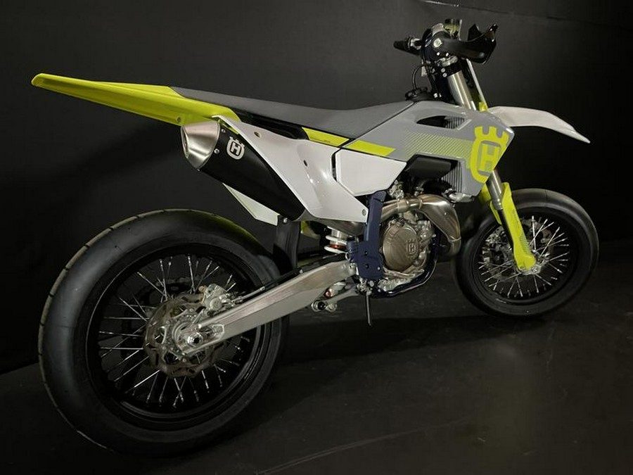 2024 Husqvarna® FS 450