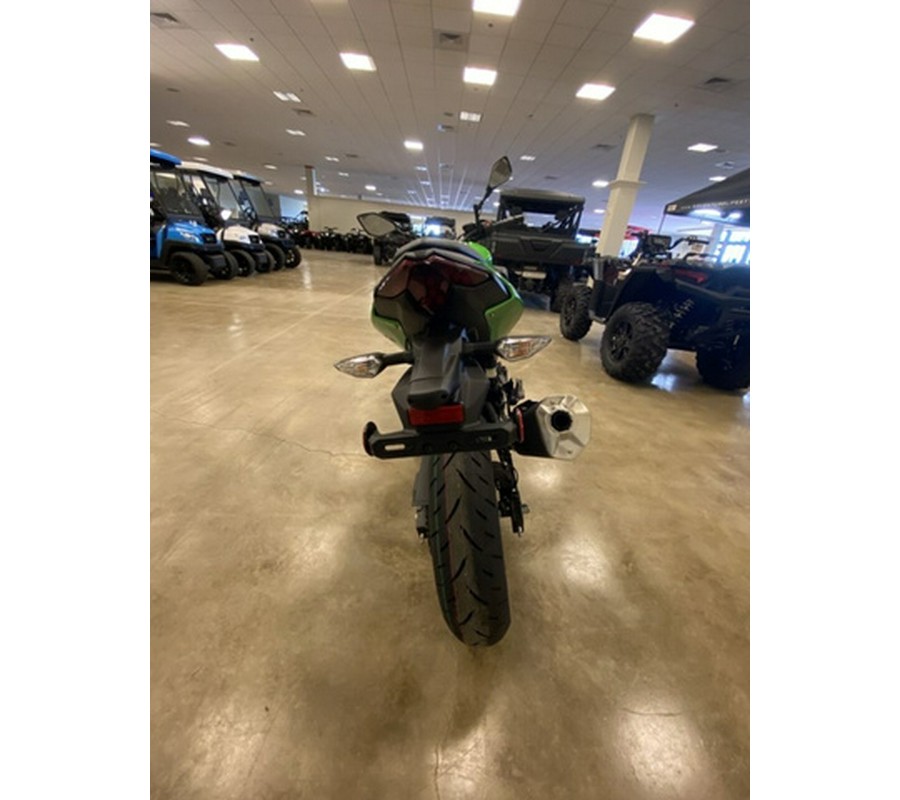 2024 Kawasaki Z500 ABS