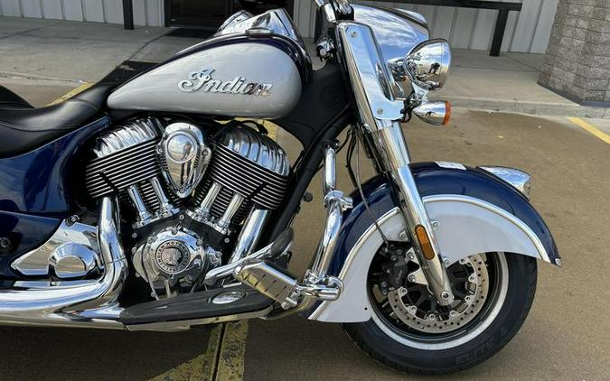 2017 Indian Motorcycle® Springfield™ Blue Sapphire Over Star Silver