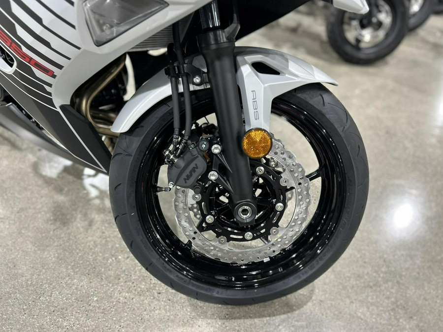 2026 Kawasaki NINJA 650 ABS