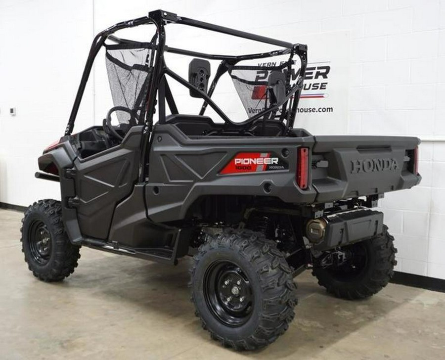 2025 Honda® Pioneer 1000