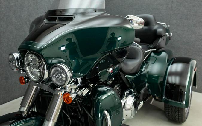 2024 HARLEY DAVIDSON FLHTCUTG TRI GLIDE ULTRA CLASSIC TRIKE W/ABS