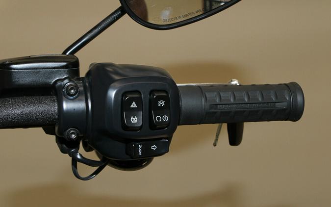 Used 2025 Harley-Davidson Street Bob Cruiser FXBB Motorcycle For Sale In Miami, Florida