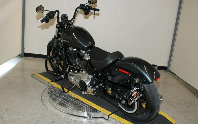 Used 2025 Harley-Davidson Street Bob Cruiser FXBB Motorcycle For Sale In Miami, Florida