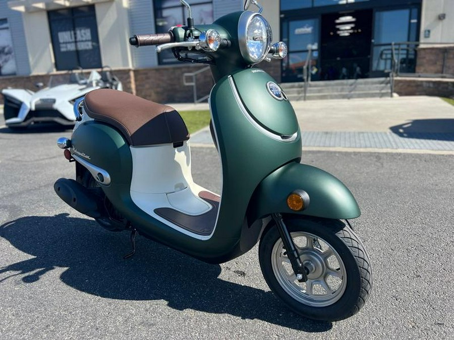 2024 Honda® Metropolitan