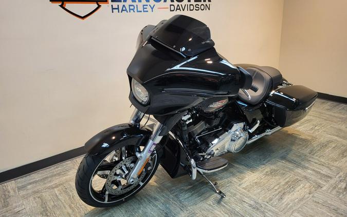 2025 Harley-Davidson Street Glide® Vivid Black FLHX