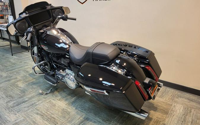 2025 Harley-Davidson Street Glide® Vivid Black FLHX