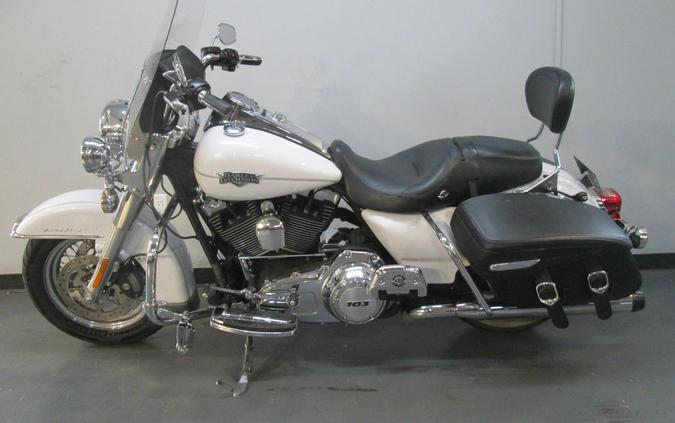 2013 Harley-Davidson® FLHRC - Road King® Classic