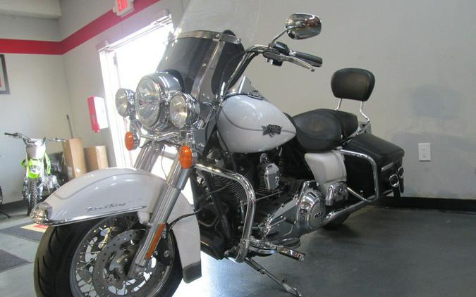 2013 Harley-Davidson® FLHRC - Road King® Classic