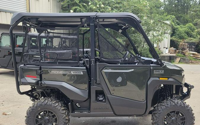 2026 Honda Pioneer 1000-5 Deluxe