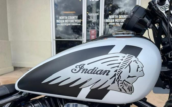 2024 Indian Motorcycle® Sport Chief Ghost White Metallic Smoke