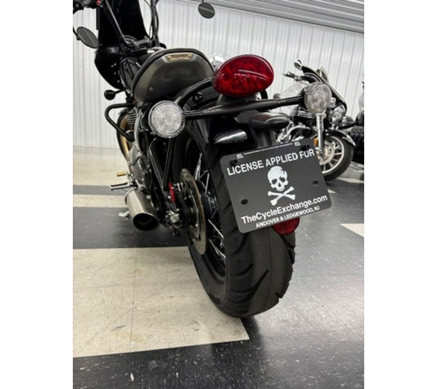 2018 Triumph Bonneville Bobber Jet Black