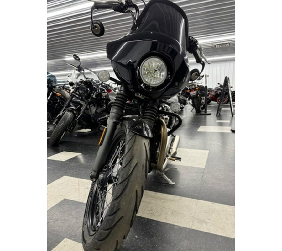 2018 Triumph Bonneville Bobber Jet Black