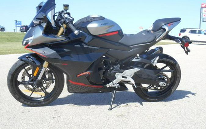 2025 CFMOTO 450SS
