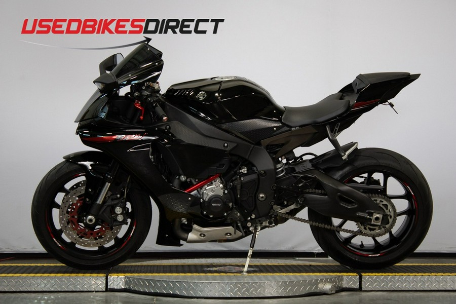 2015 Yamaha YZF-R1 - $13,999.00