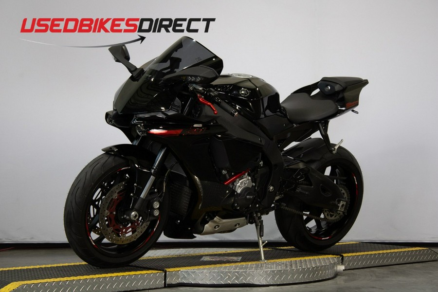 2015 Yamaha YZF-R1 - $13,999.00