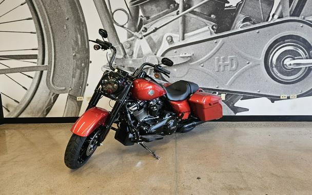 2025 Road King Special FLHRXS