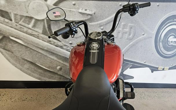 2025 Road King Special FLHRXS