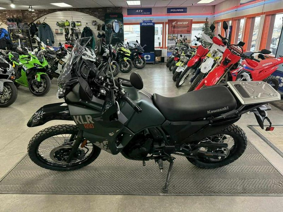 2025 Kawasaki KLR®650 Metallic Matte Old School Green