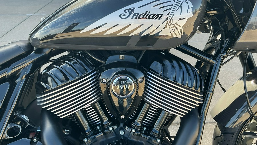 2024 Indian Motorcycle Sport Chief - Granite Gray