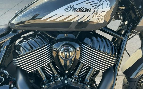 2024 Indian Motorcycle Sport Chief - Granite Gray