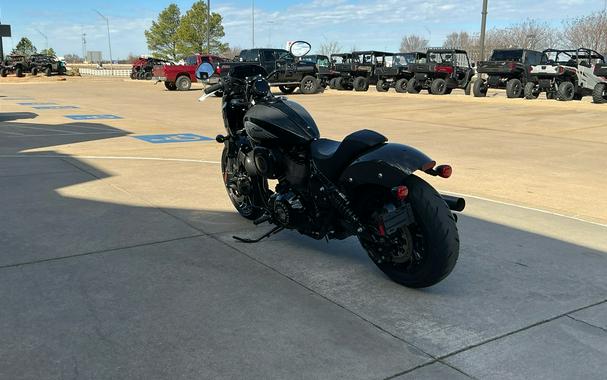 2024 Indian Motorcycle Sport Chief - Granite Gray