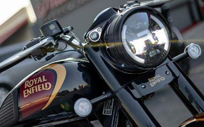 2022 Royal Enfield Classic 350 Halcyon Black