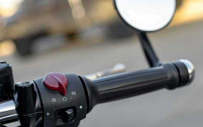 2022 Royal Enfield Classic 350 Halcyon Black