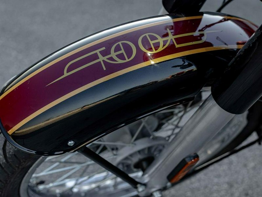 2022 Royal Enfield Classic 350 Halcyon Black