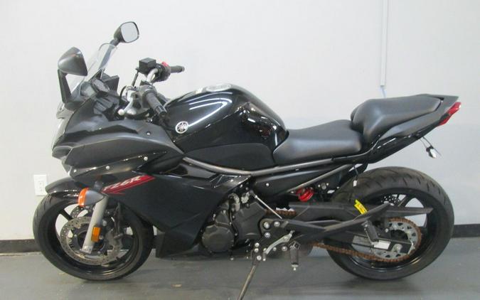 2011 Yamaha FZ6R