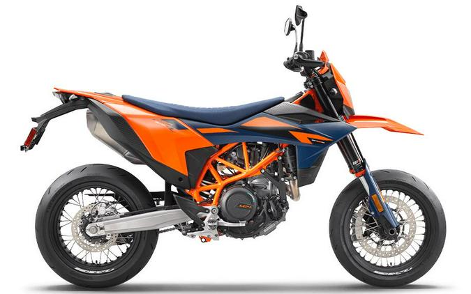2026 KTM SMC R 690