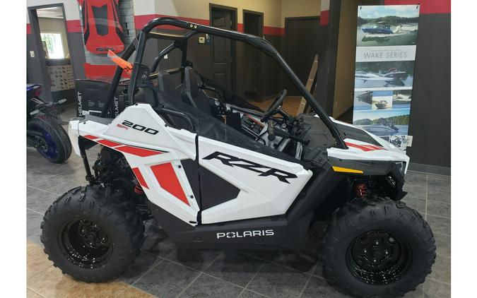 2023 Polaris Industries 2023 Polaris Industries RZR 200 EFI White Lightning/Indy Red Side x Side