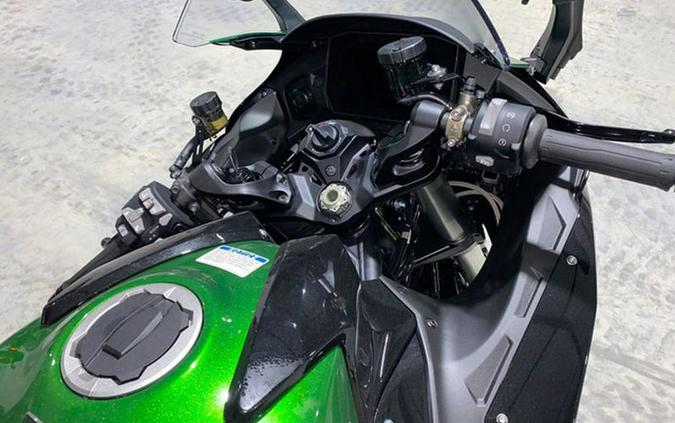 2023 Kawasaki Ninja H2® SX SE