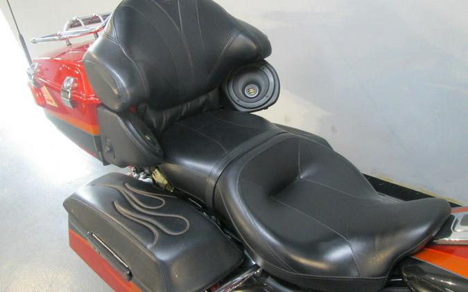 2013 Harley-Davidson® FLHTCUSE8 - CVO™ Ultra Classic® Electra Glide®