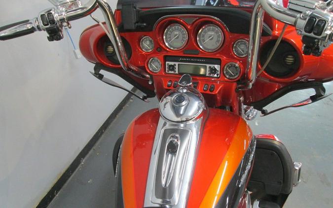 2013 Harley-Davidson® FLHTCUSE8 - CVO™ Ultra Classic® Electra Glide®