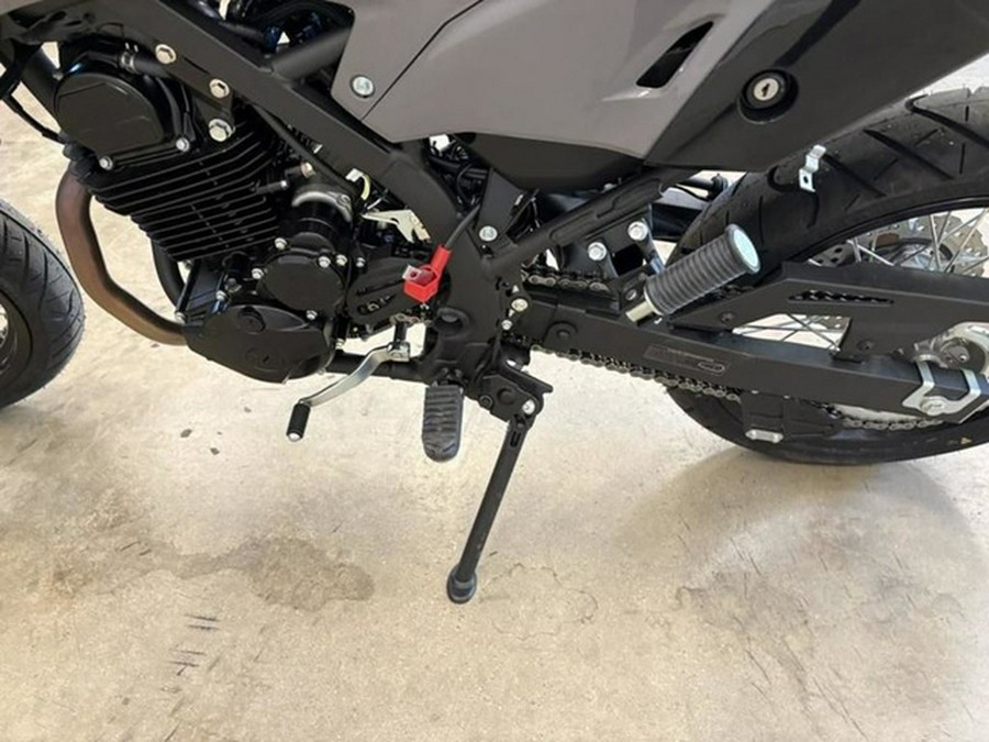 2025 Kawasaki KLX230SM ABS