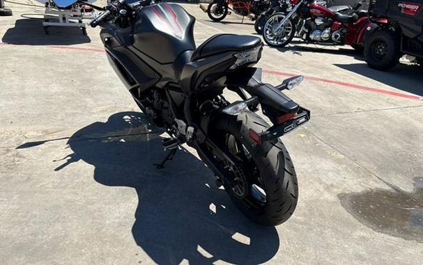 2022 Kawasaki Ninja 650 ABS Metallic Matte Graphenesteel Gray