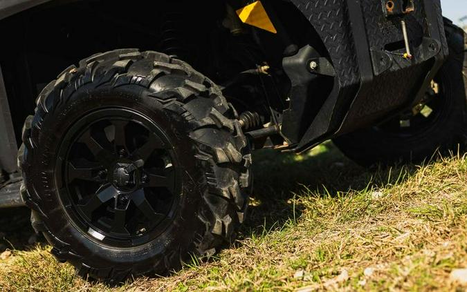 2023 Can-Am® Defender MAX DPS HD10