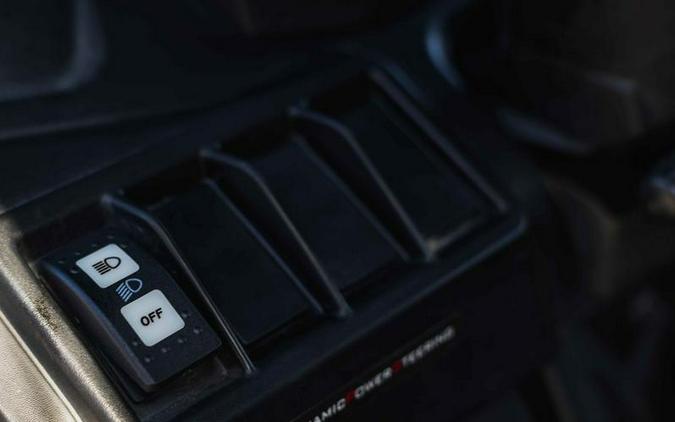 2023 Can-Am® Defender MAX DPS HD10